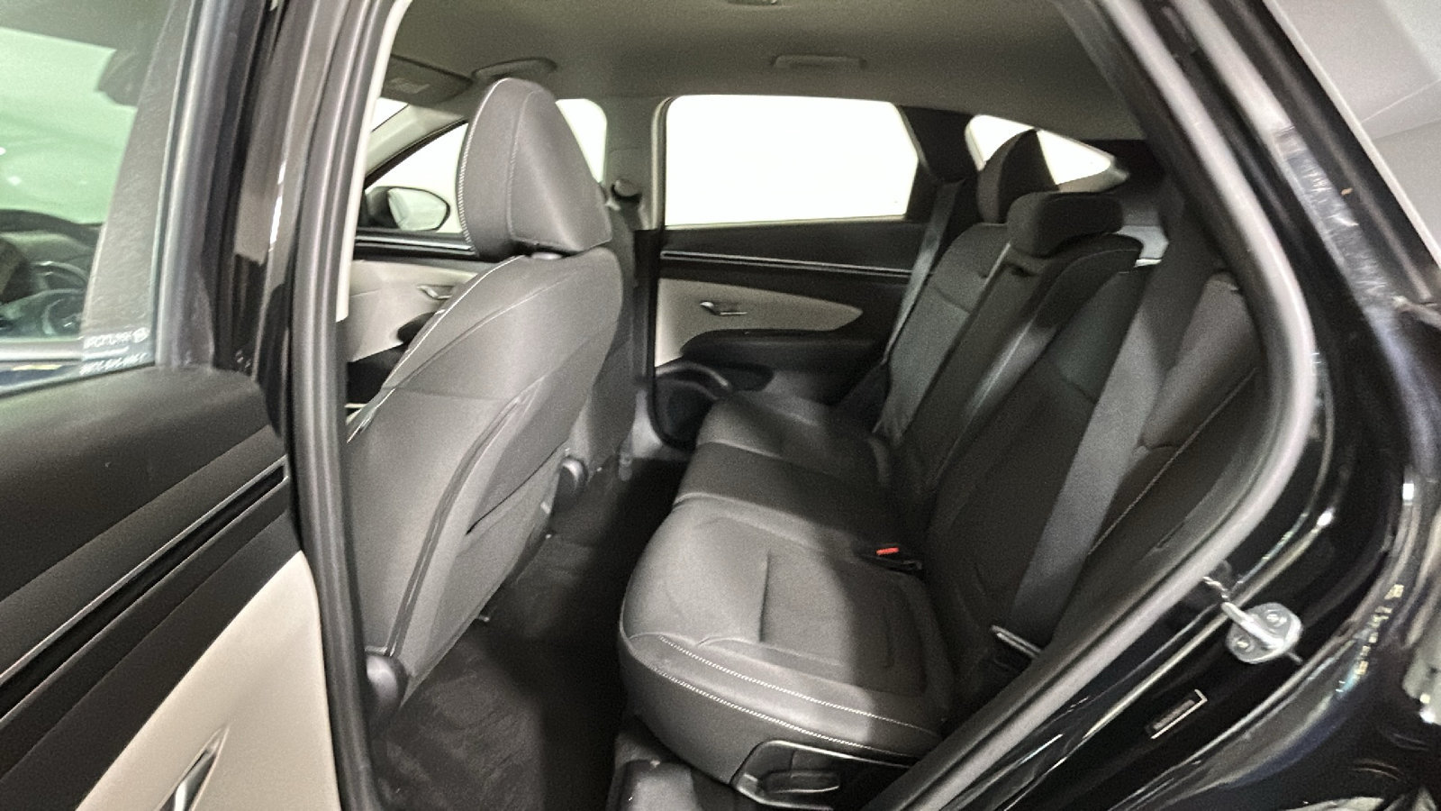 Certified 2024 Hyundai Tucson SE FWD image 33