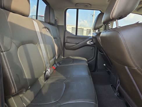 Used 2019 Nissan Frontier PRO-4X w/ Pro-4x Luxury Package AWD/4WD image 38