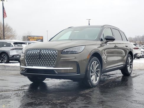 New 2026 Lincoln Corsair Premiere image 2