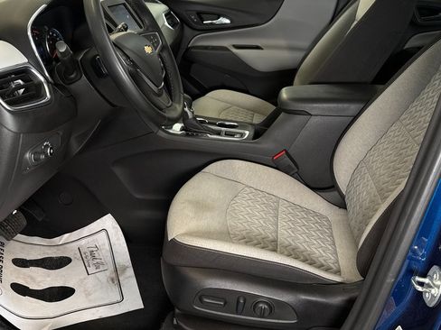 Used 2023 Chevrolet Equinox LT image 20