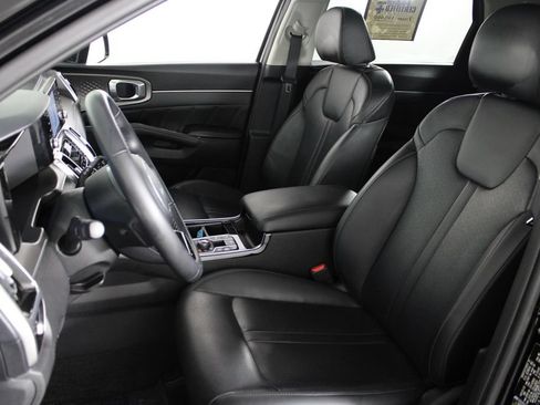 Used 2023 Kia Sorento SX AWD/4WD image 21
