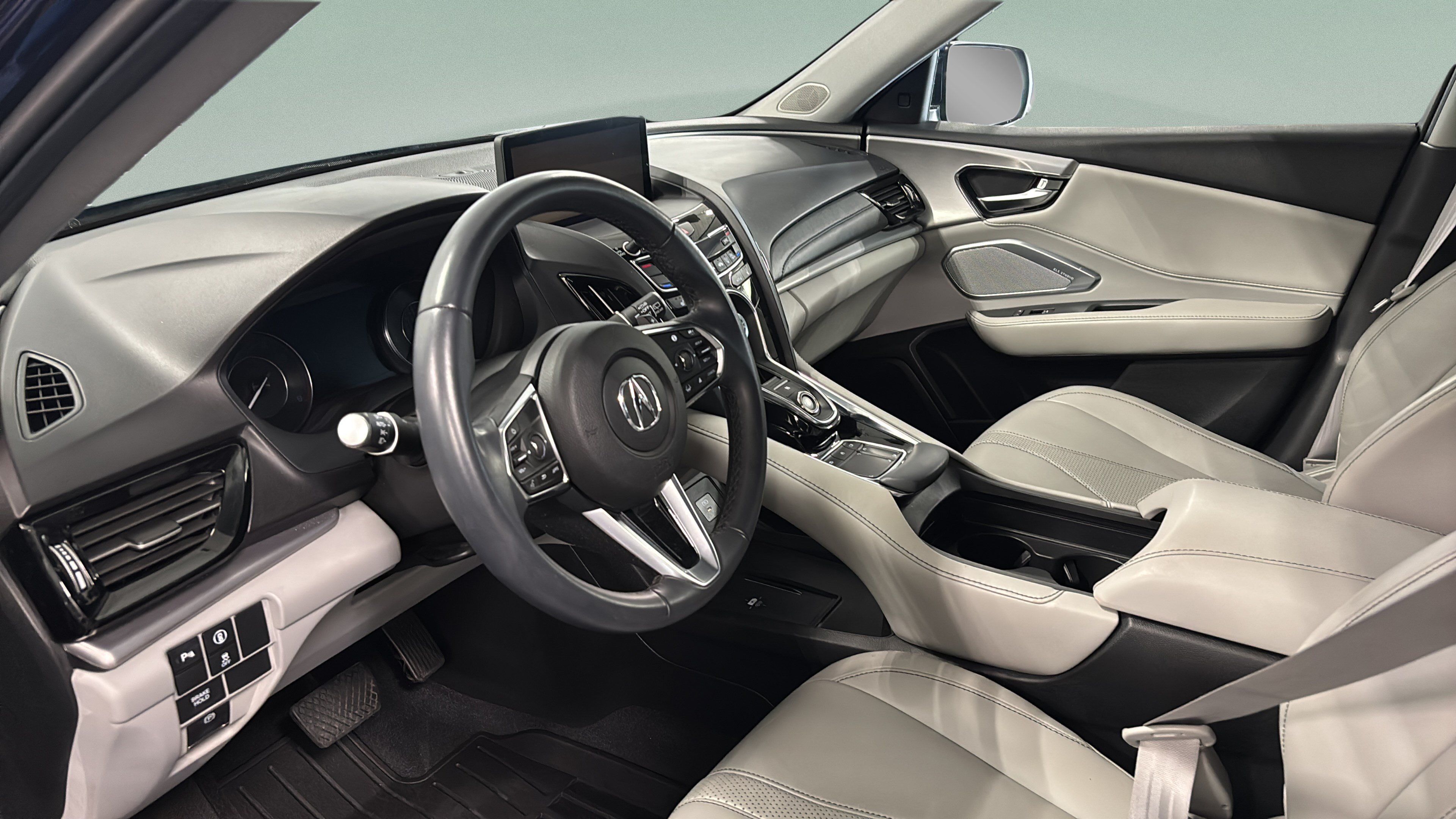 Used 2023 Acura RDX w/ Technology Package FWD image 10