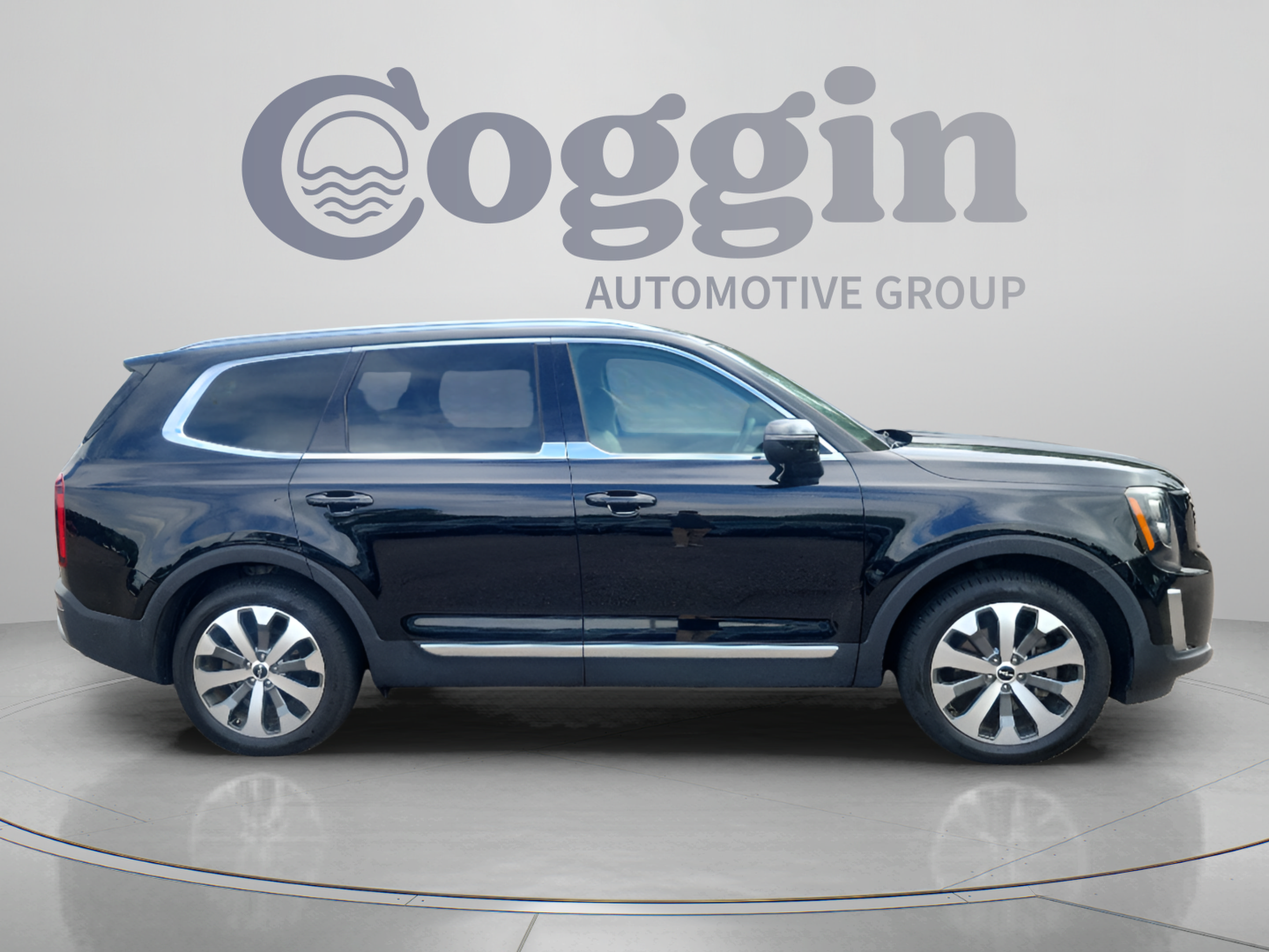 Used 2022 Kia Telluride EX w/ EX Premium Package FWD image 6