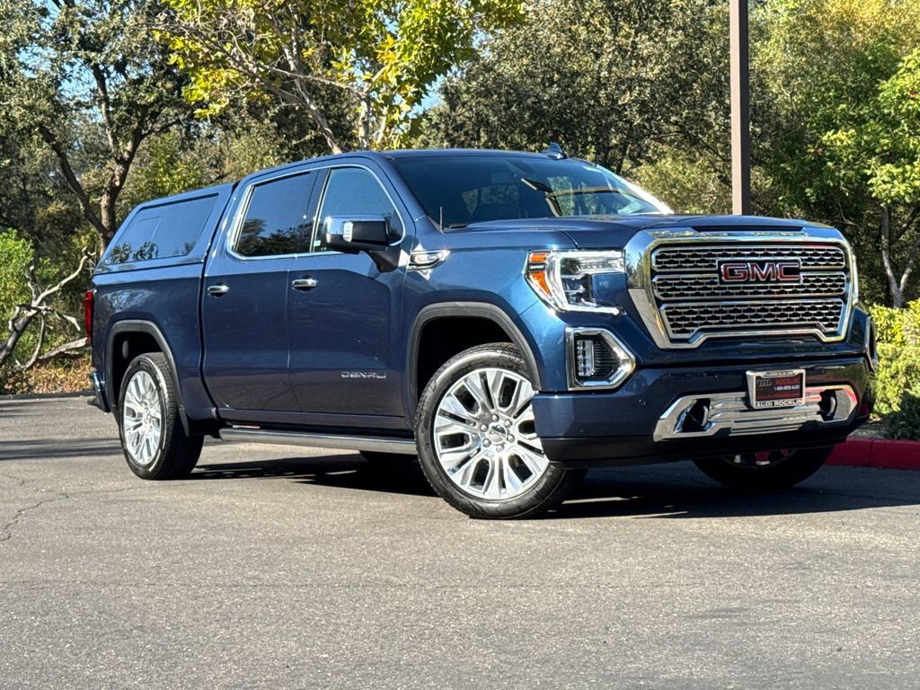 Used 2022 GMC Sierra 1500 Denali w/ Denali Premium Package AWD/4WD image 2