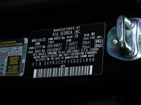 Used 2025 Kia Sportage LX image 20