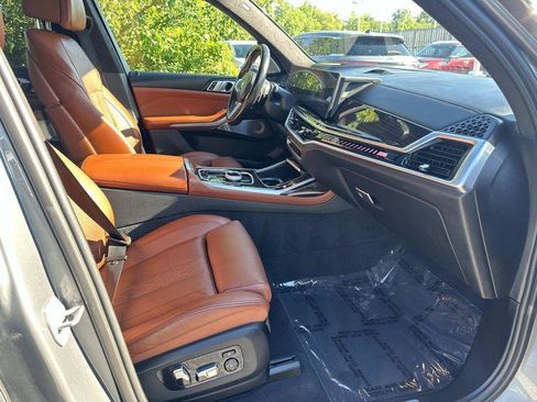 Used 2023 BMW X7 M60i w/ Executive Package AWD/4WD image 41