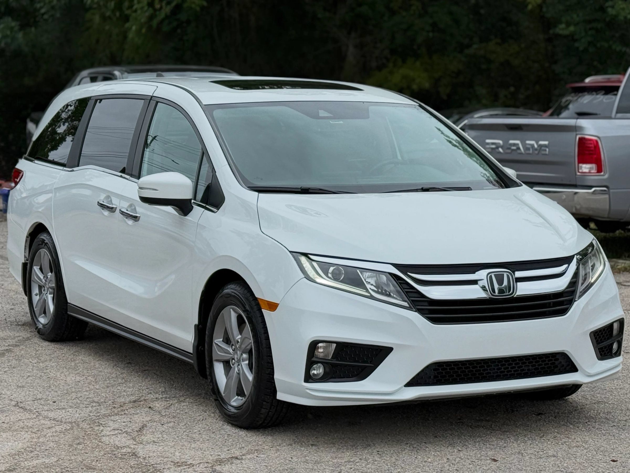 Used 2020 Honda Odyssey EX-L image 1