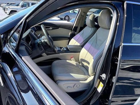 Used 2019 Lincoln Nautilus Reserve w/ Driver Assistance Package image 8