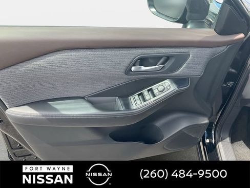 Certified 2023 Nissan Rogue SV AWD/4WD image 30