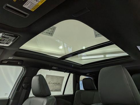 Used 2026 Lexus TX 350 AWD image 17