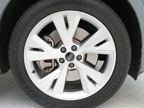 Used 2023 Audi Q4 e-tron Premium Plus w/ Premium Plus AWD/4WD image 33