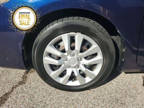 Used 2012 Toyota Corolla LE image 10