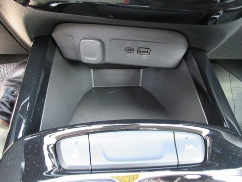 New 2026 Chevrolet Trax LT image 28