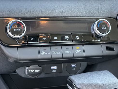 New 2026 Hyundai Elantra Blue image 23