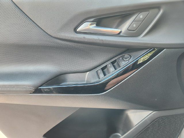 Used 2026 Chevrolet Equinox LT FWD image 25