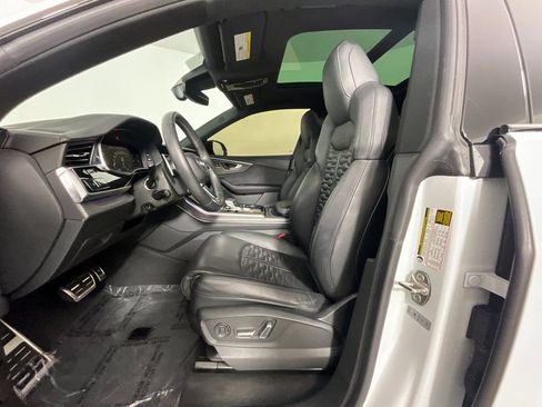 Used 2023 Audi RS Q8 4.0T w/ Black Optic Package image 16