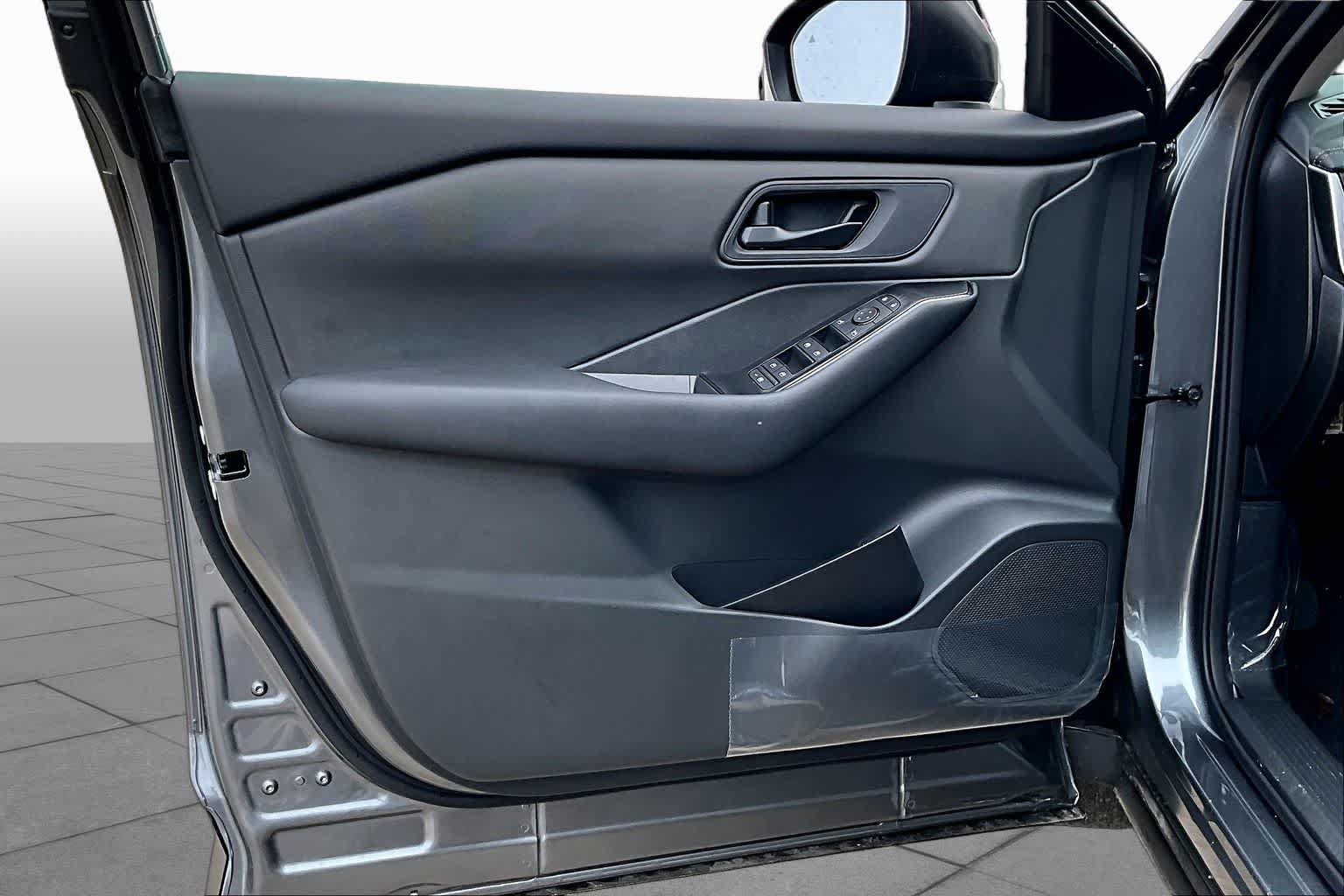 New 2026 Nissan Rogue S FWD image 15