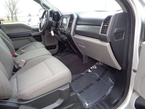 Used 2019 Ford F250 XLT w/ XLT Premium Package image 75