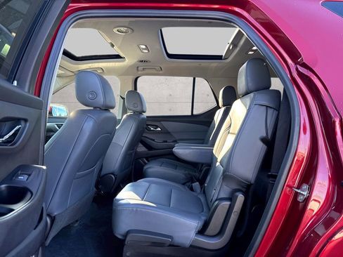 Used 2020 Chevrolet Traverse Premier image 10