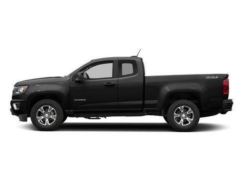 Used 2018 Chevrolet Colorado Z71 AWD/4WD image 3