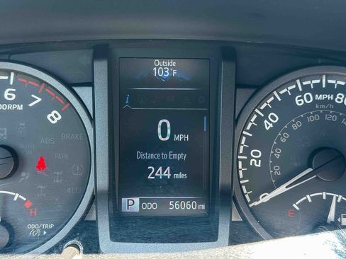 Used 2018 Toyota Tacoma TRD Off-Road RWD image 23