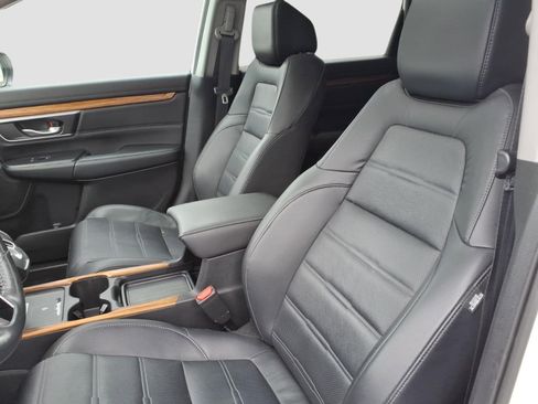 Used 2020 Honda CR-V Touring image 11