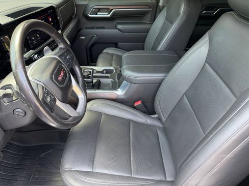 Used 2023 GMC Sierra 1500 SLT w/ SLT Premium Package AWD/4WD image 5