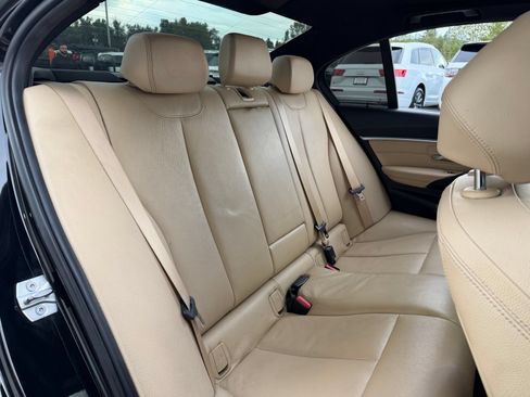 Used 2018 BMW 330i Sedan RWD image 19