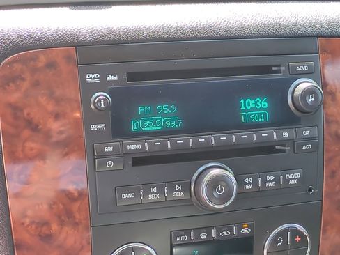 Used 2008 Chevrolet Avalanche LT w/ LT Preferred Equipment Group AWD/4WD image 21