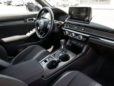 Used 2023 Honda Civic Sport image 43