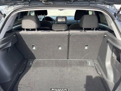 Used 2023 Hyundai Kona SEL image 12
