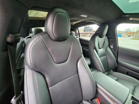 Used 2023 Tesla Model X AWD image 52