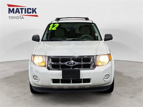 Used 2012 Ford Escape XLT image 2