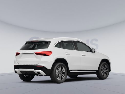 New 2026 Mercedes-Benz GLA 250 GLA 250 image 4