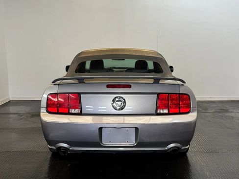 Used 2006 Ford Mustang GT Premium RWD image 11