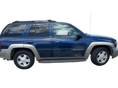 Used 2002 Chevrolet TrailBlazer LTZ AWD/4WD image 7