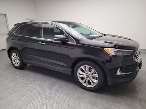 Used 2022 Ford Edge Titanium w/ Equipment Group 301A AWD/4WD image 11