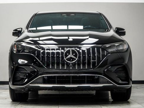 Used 2024 Mercedes-Benz EQE AMG 4MATIC SUV w/ AMG Dynamic Plus Package image 8