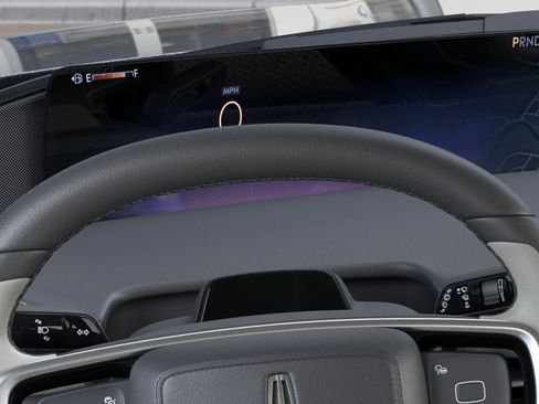 New 2026 Lincoln Navigator Reserve AWD/4WD image 13