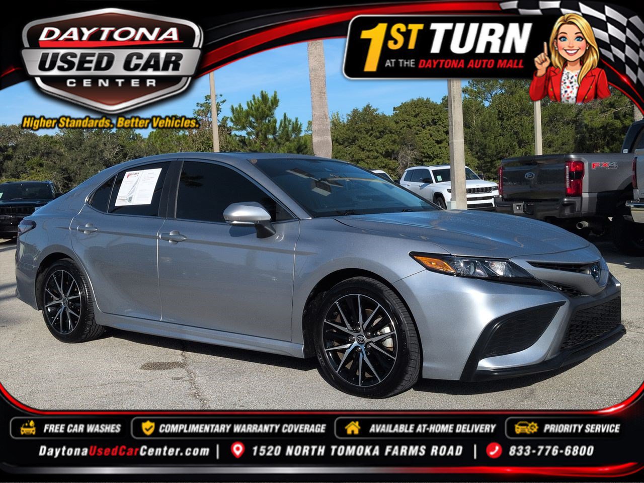 Used 2024 Toyota Camry SE w/ Audio Upgrade Package FWD image 1