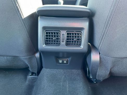 Used 2025 Toyota Camry LE image 23