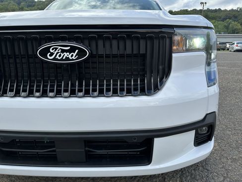 New 2025 Ford Maverick Lobo image 10