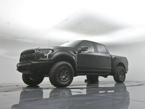 Used 2020 Ford F150 Raptor w/ Equipment Group 802A Luxury AWD/4WD image 48