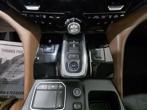 Used 2022 Acura MDX SH-AWD w/ Advance Package image 39