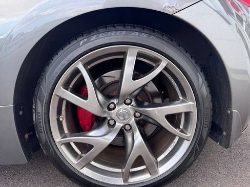 Used 2014 Nissan 370Z Touring w/ Sport Package RWD image 31