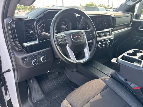 Certified 2025 GMC Sierra 2500 SLE w/ SLE Value Package; AWD/4WD image 15