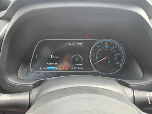 Used 2022 Nissan Leaf S FWD image 12