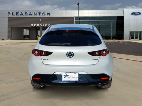 Used 2024 MAZDA MAZDA3 s FWD image 4