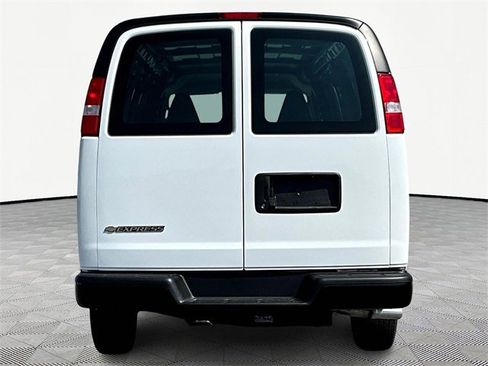 New 2025 Chevrolet Express 2500 Extended w/ Enhanced Convenience Package image 5