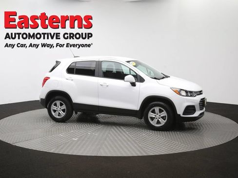 Used 2020 Chevrolet Trax LS w/ Tint and Cruise Package AWD/4WD image 47